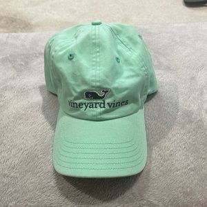 Vineyard vines hat